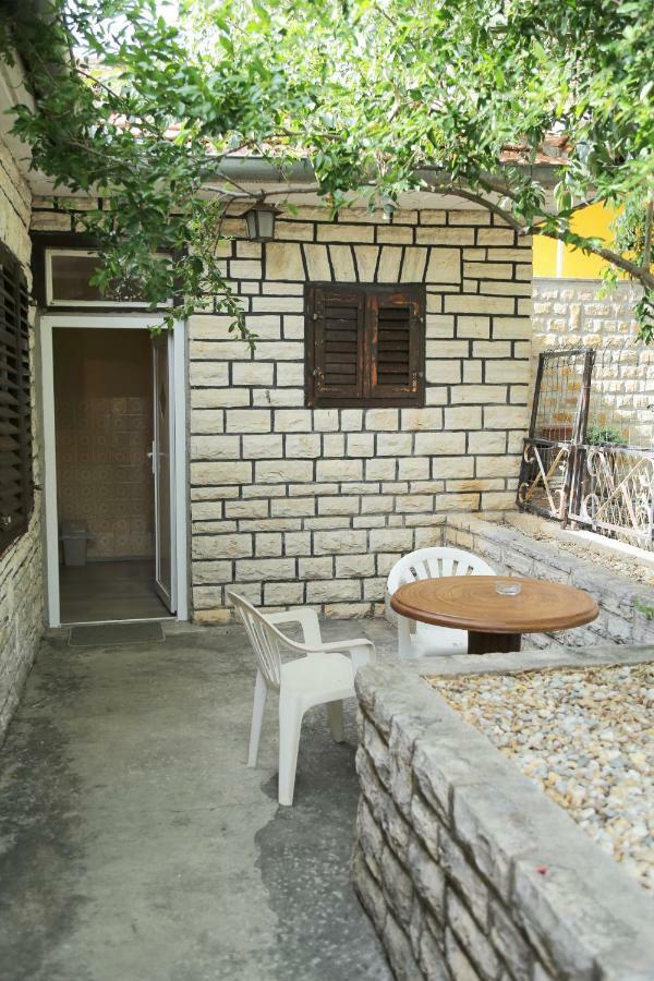 Apartment 51 Gornji Karin Exterior foto
